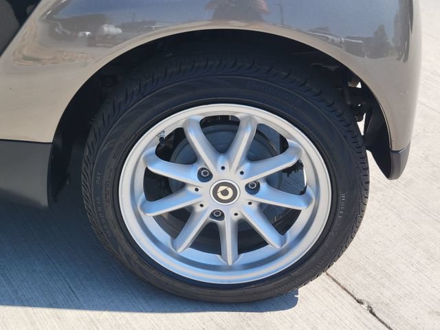 Used 2009 smart fortwo Coupe RWD image 20