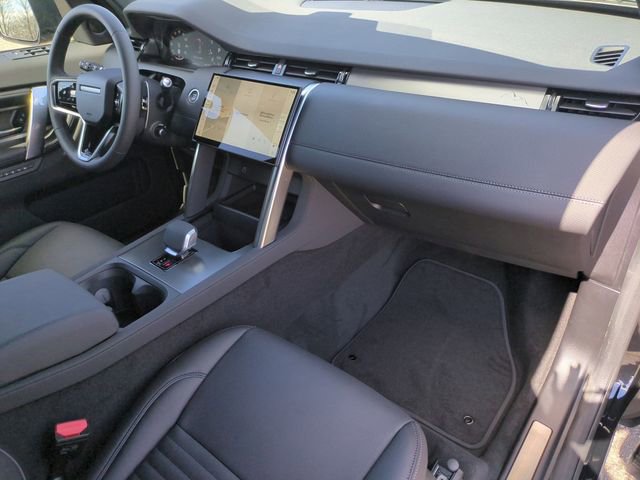 New 2026 Land Rover Discovery Sport Landmark image 19