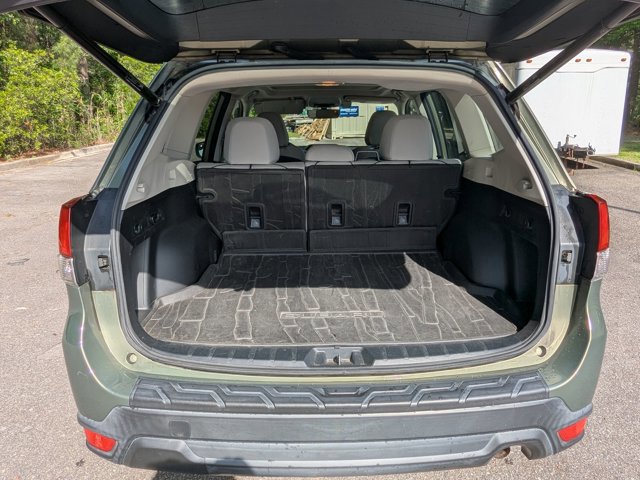 Used 2019 Subaru Forester Premium AWD/4WD image 7