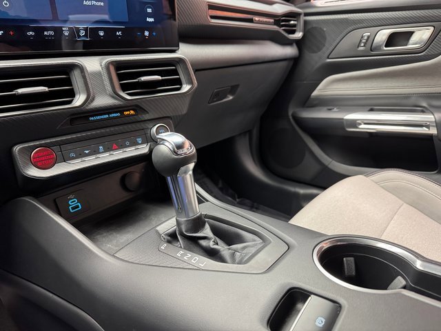 Used 2024 Ford Mustang Coupe image 18