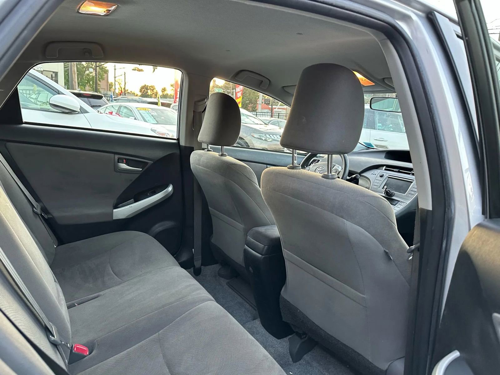 Used 2014 Toyota Prius Plug-In Hybrid image 15