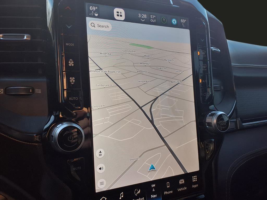 Used 2022 RAM 1500 Limited w/ Body Color Bumper Group image 6