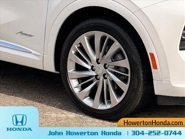 Used 2024 Buick Envision Avenir image 26