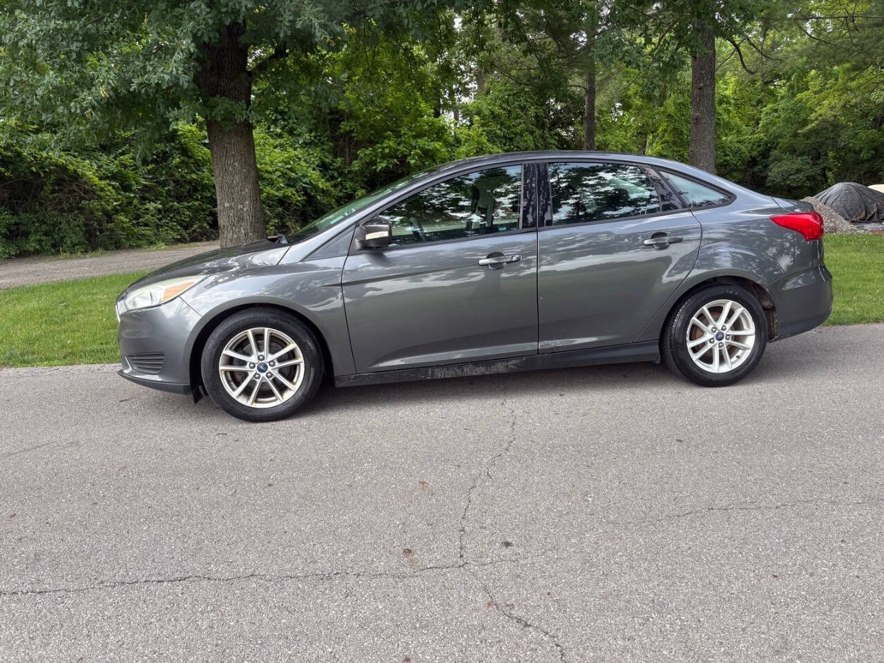 Used 2015 Ford Focus SE FWD image 3