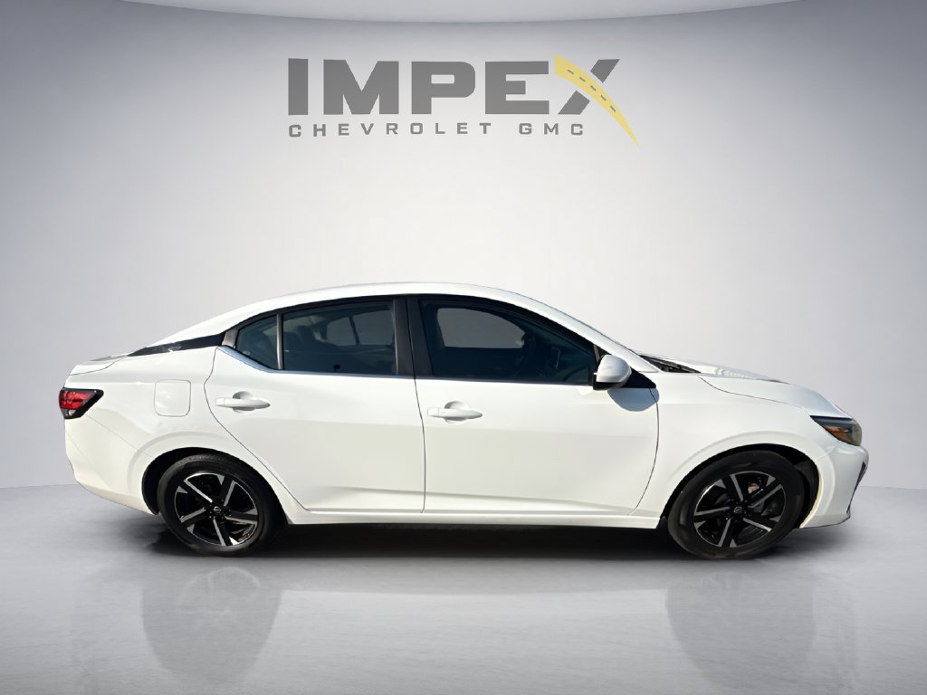 Used 2025 Nissan Sentra SV FWD image 6