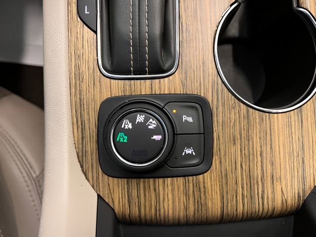 Used 2017 GMC Acadia Denali w/ Technology Package image 35