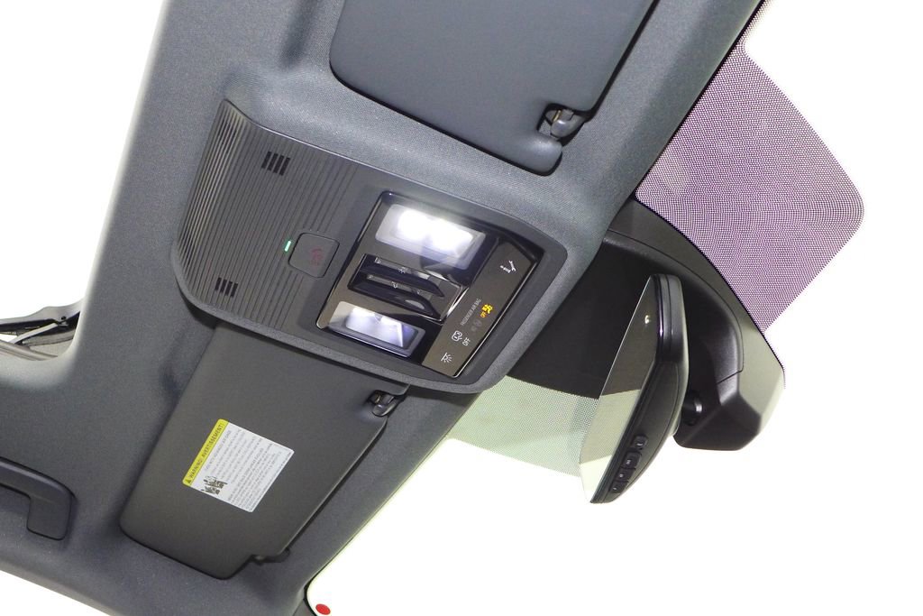 Used 2024 Audi Q4 e-tron Prestige w/ Black Optic Package image 17