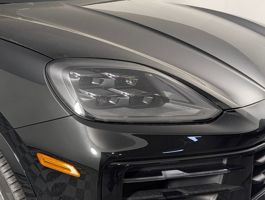 New 2026 Porsche Cayenne AWD/4WD image 15