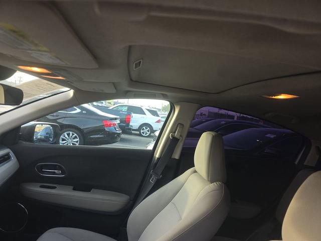 Used 2022 Honda HR-V EX image 12