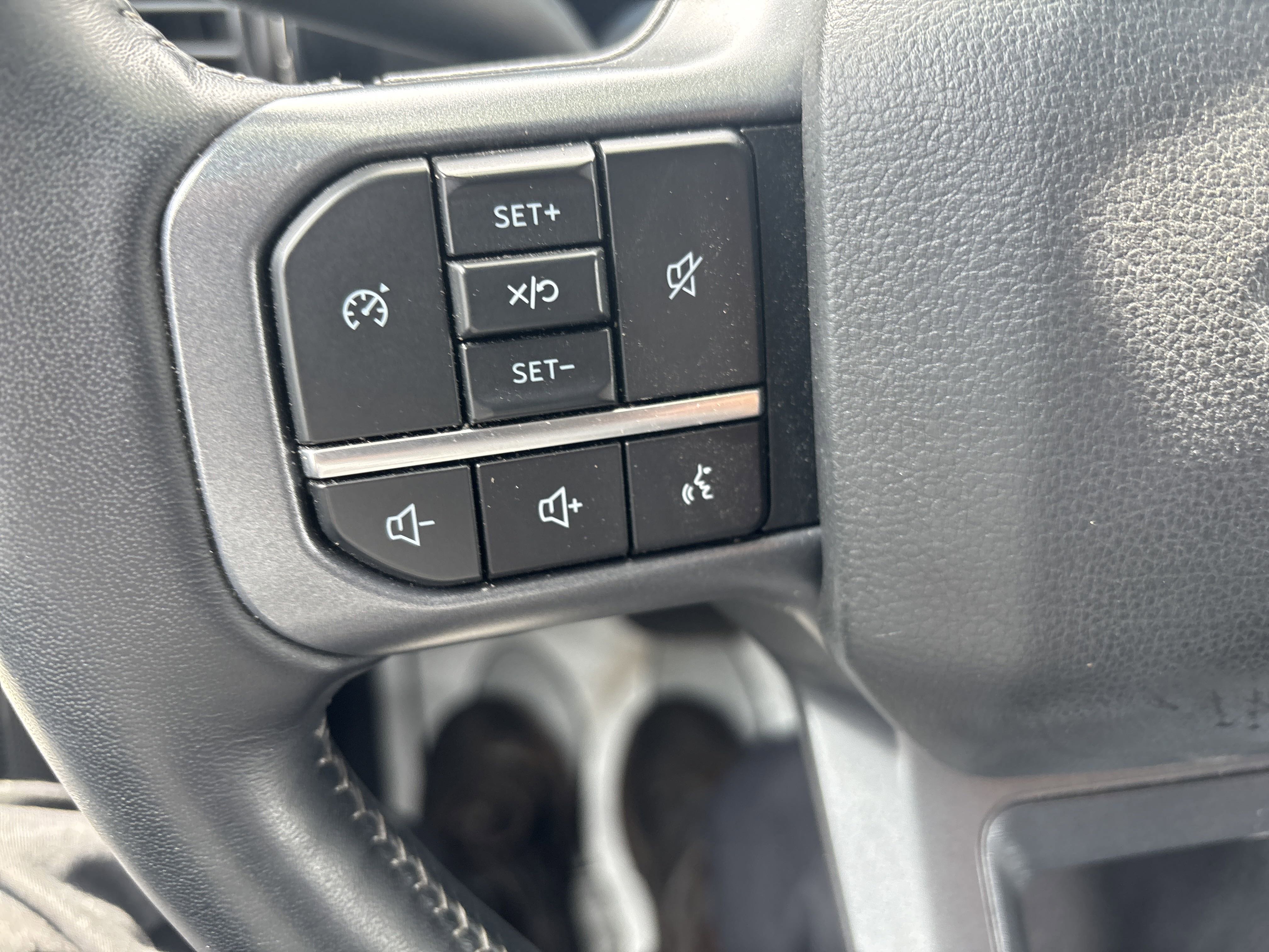 Used 2024 Ford F350 Lariat w/ Camper Package image 19