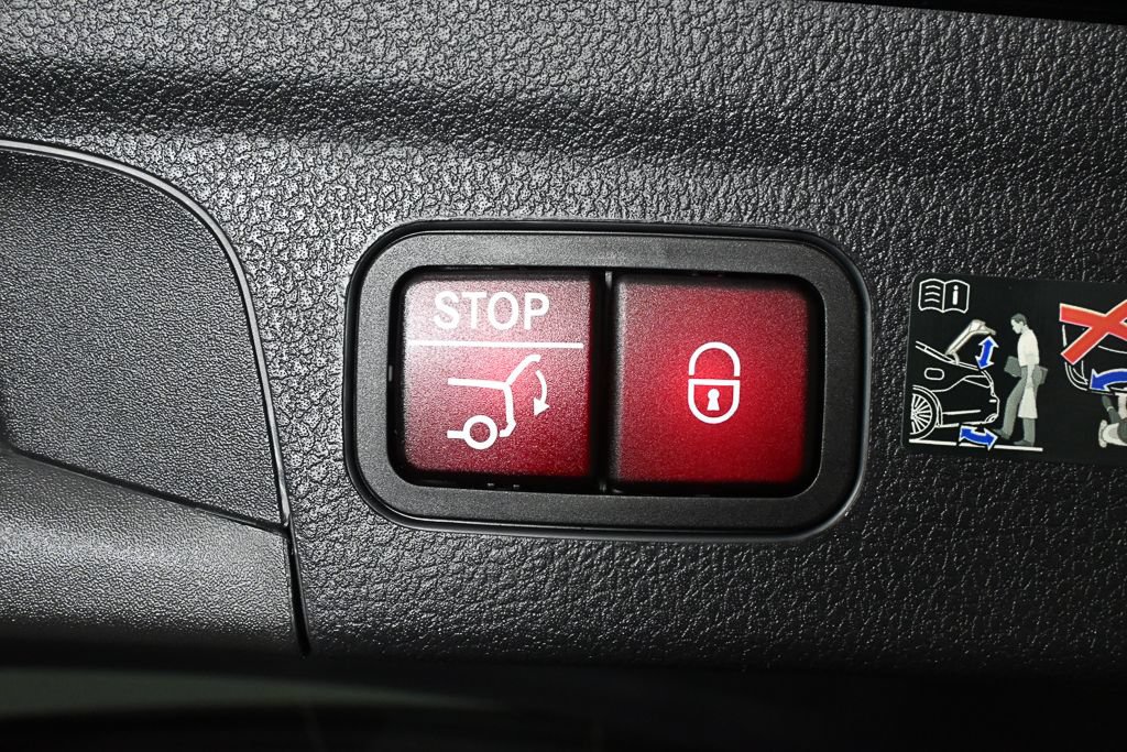 Certified 2026 Mercedes-Benz GLE 350 4MATIC image 31