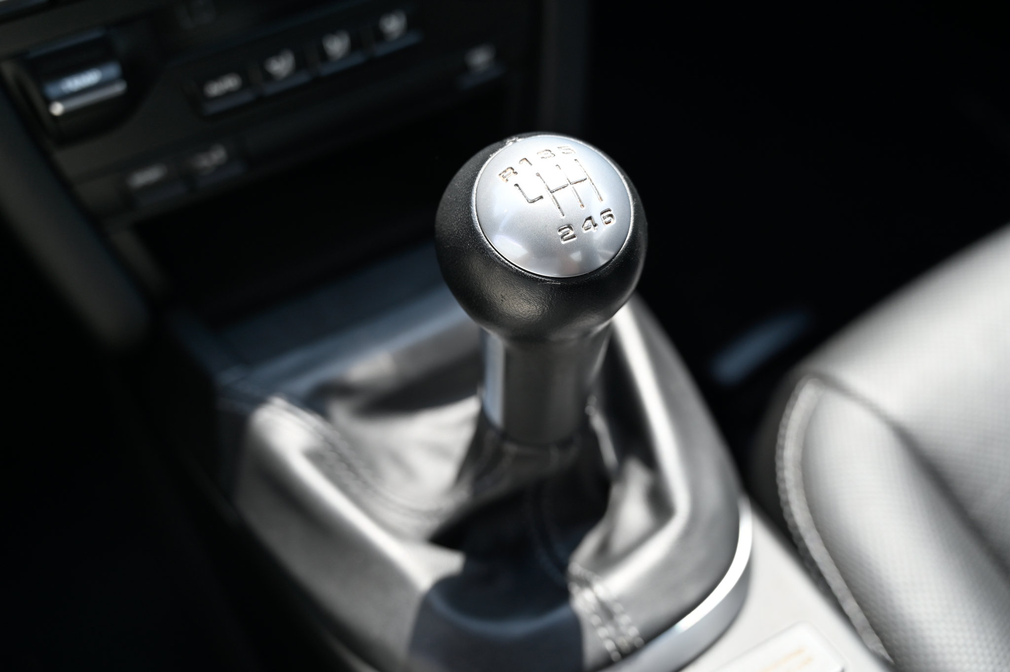 Used 2011 Porsche Cayman S RWD image 31