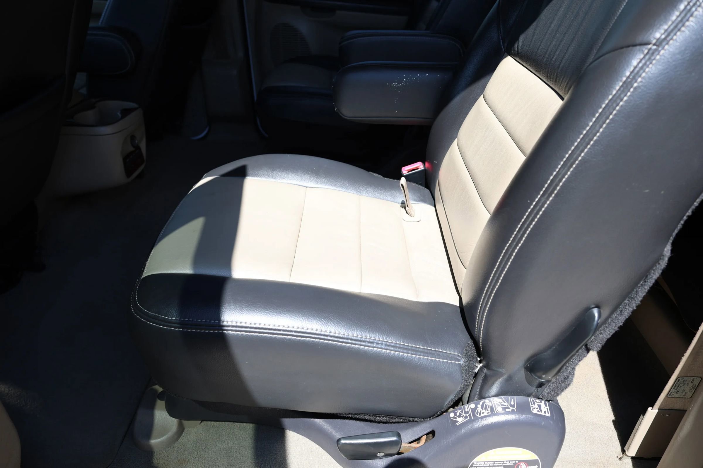 Used 2005 Ford Excursion Eddie Bauer AWD/4WD image 30