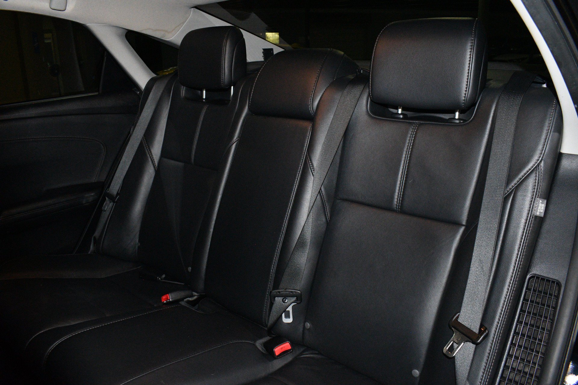 Used 2015 Toyota Avalon XLE Touring FWD image 17