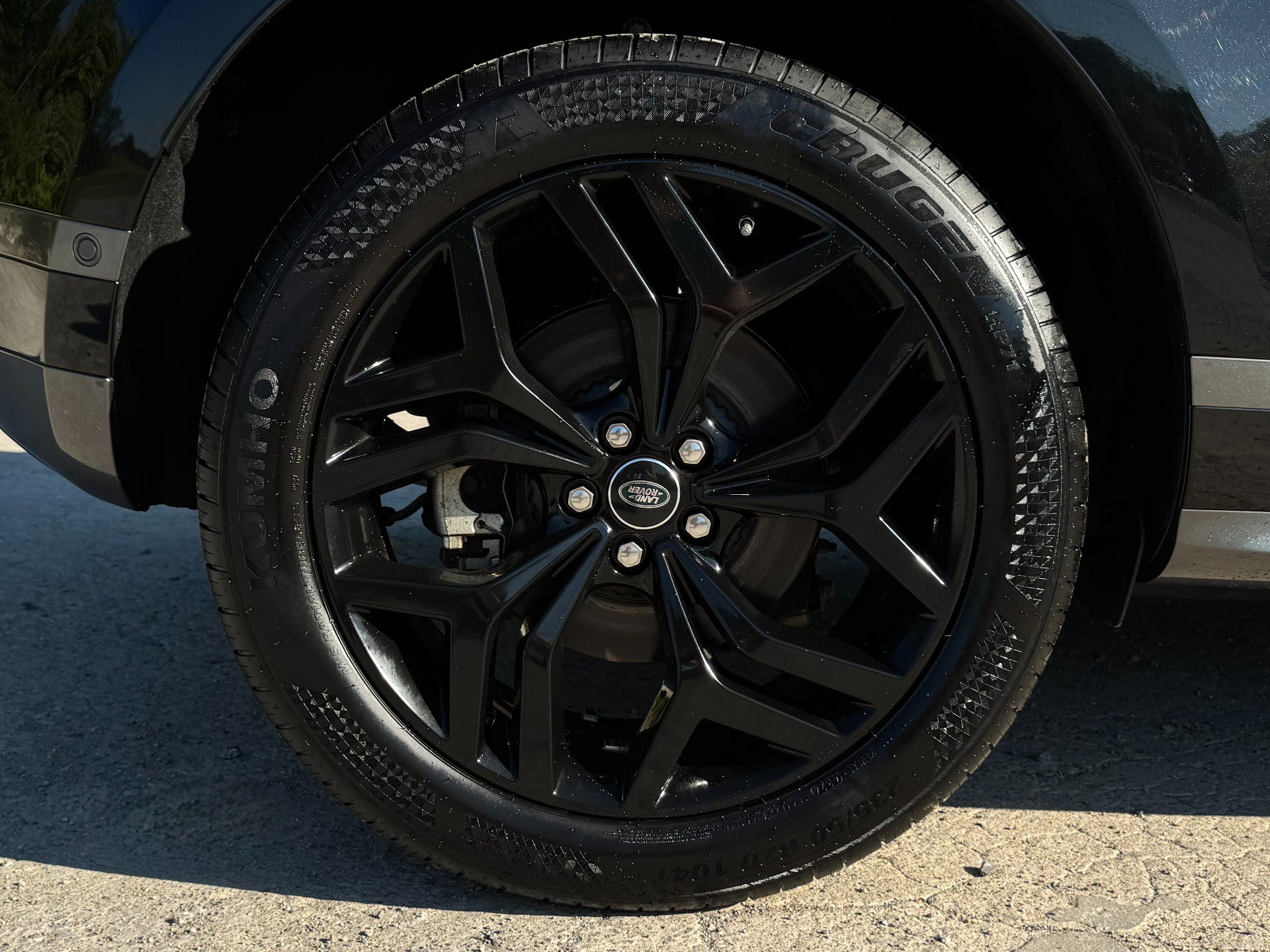 Used 2020 Land Rover Range Rover Evoque R-Dynamic SE image 87