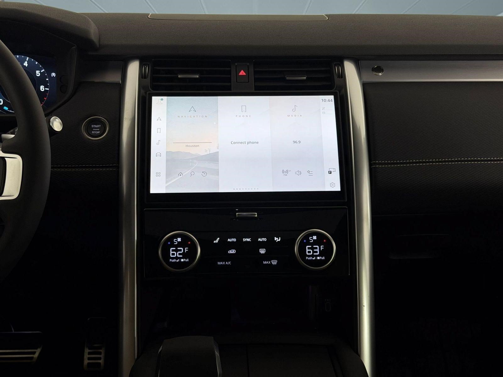 New 2026 Land Rover Discovery Dynamic SE AWD/4WD image 18