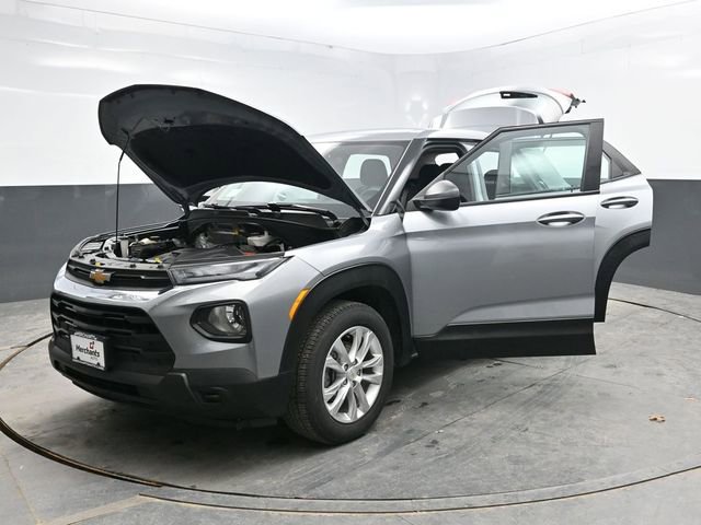 Used 2023 Chevrolet TrailBlazer LS AWD/4WD image 27