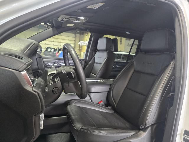Used 2024 GMC Yukon XL Denali w/ Advanced Technology Package AWD/4WD image 6