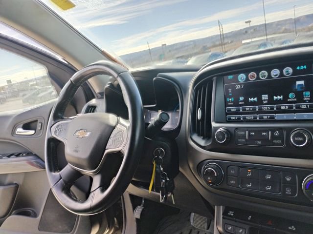 Used 2018 Chevrolet Colorado Z71 AWD/4WD image 14