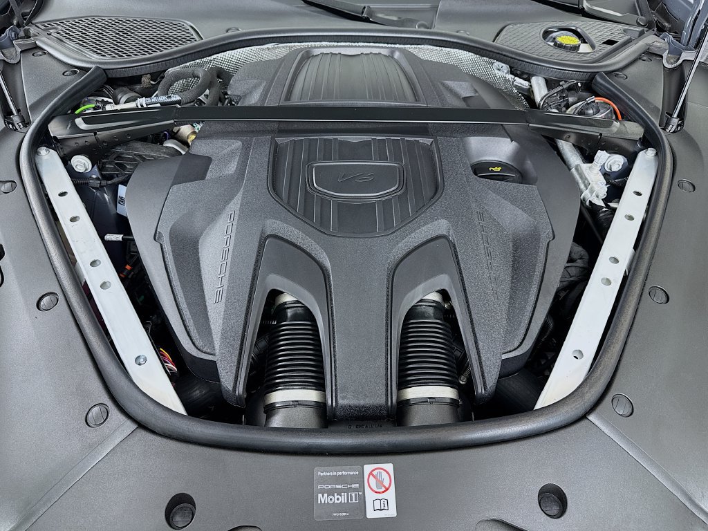 New 2026 Porsche Panamera 4 AWD/4WD image 32