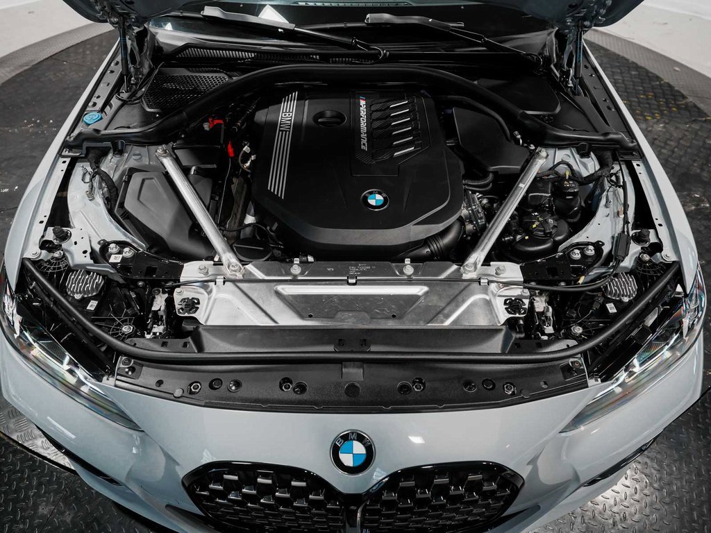 Used 2024 BMW 440i xDrive Coupe w/ Premium Package image 36
