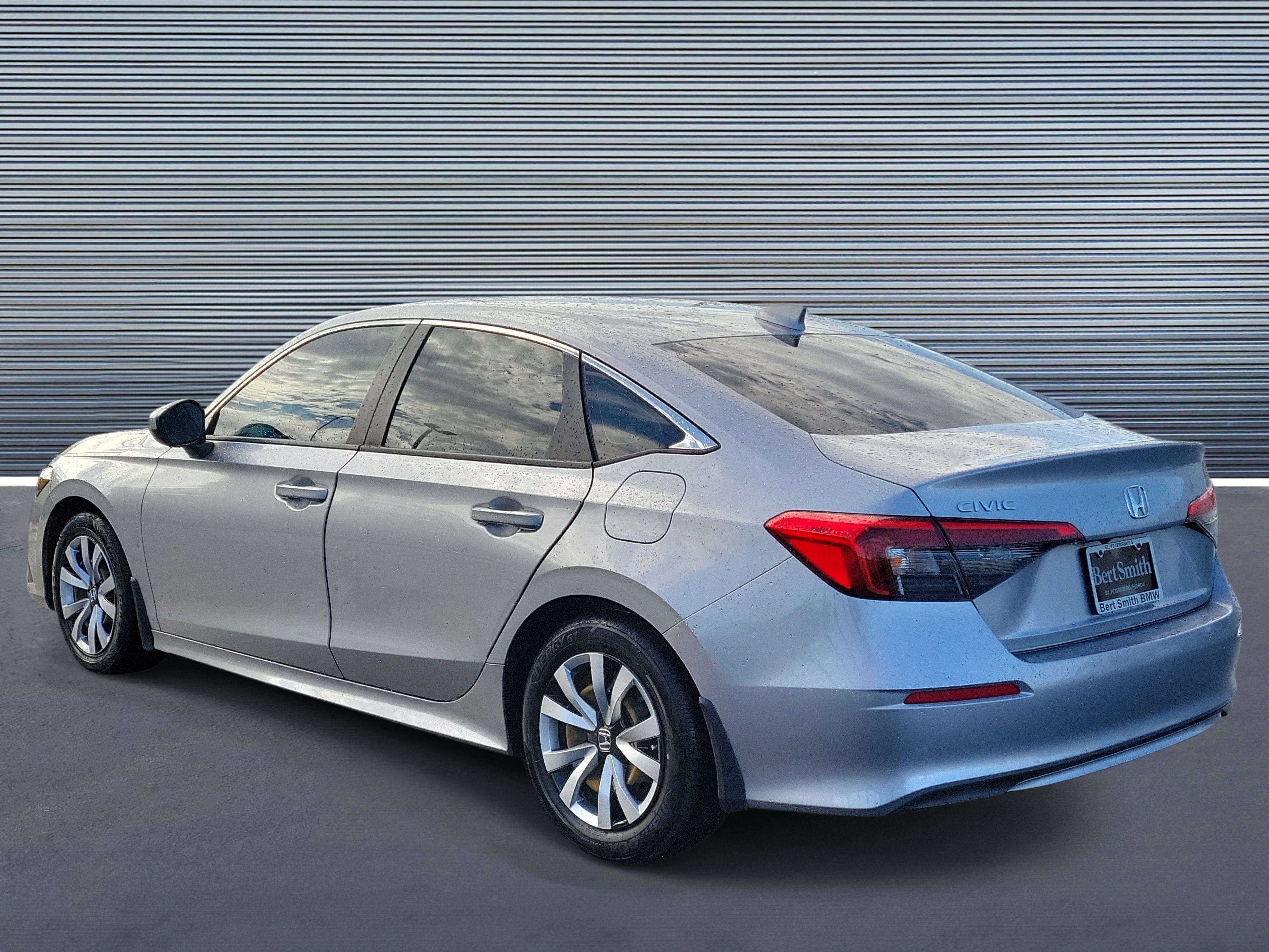Used 2022 Honda Civic LX image 4