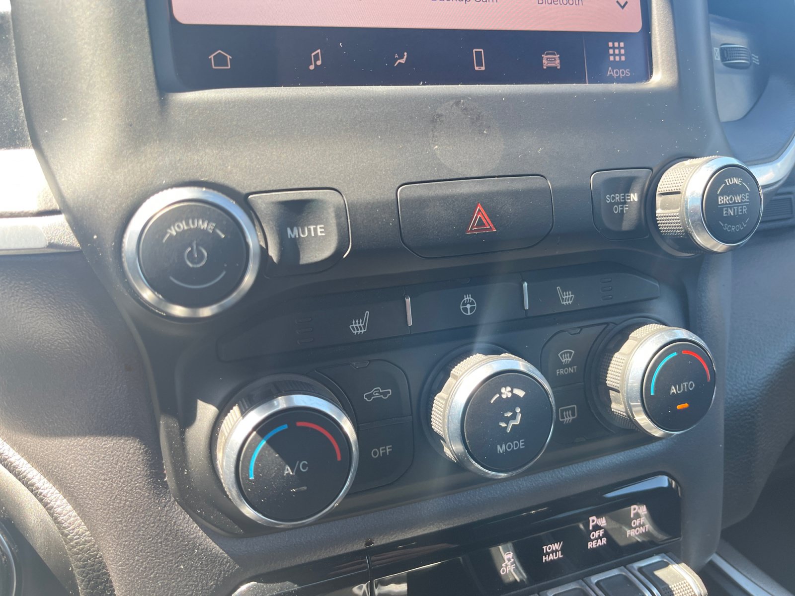 Used 2022 RAM 1500 Big Horn RWD image 25