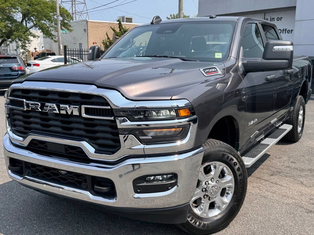 Certified 2025 RAM 2500 Big Horn AWD/4WD image 3