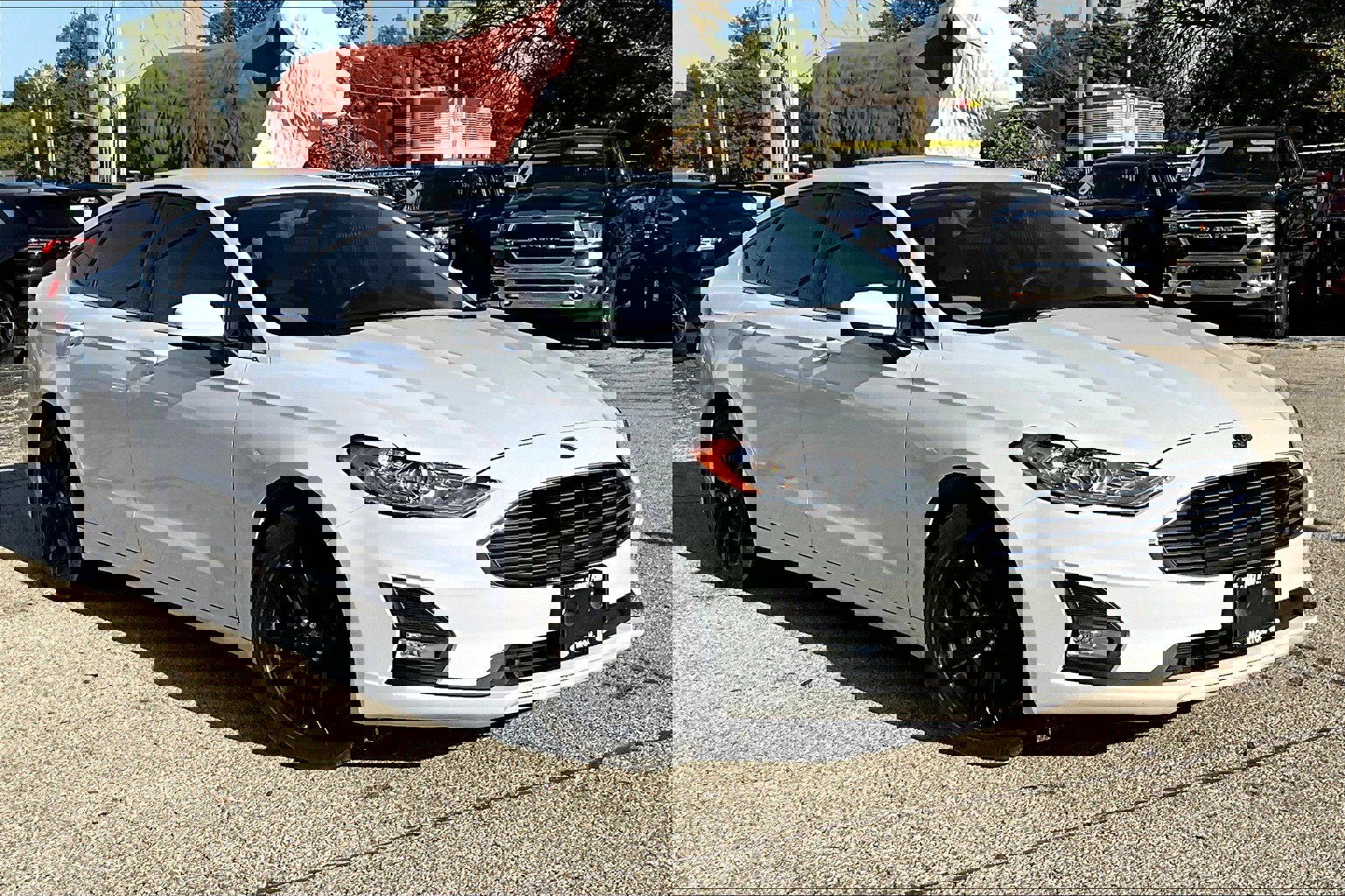 Used 2020 Ford Fusion SE w/ Equipment Group 151A image 38