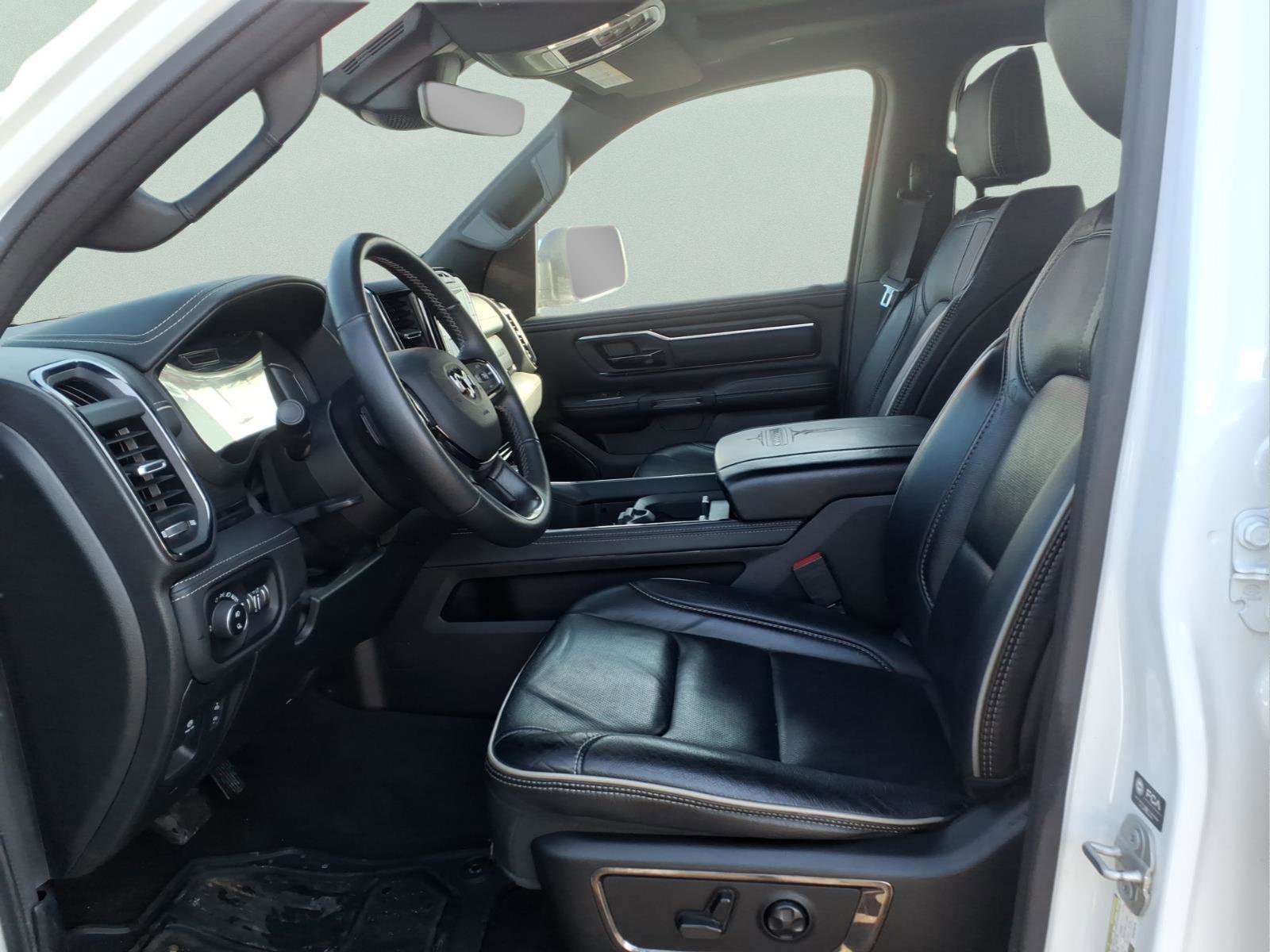 Used 2024 RAM 1500 Limited image 9