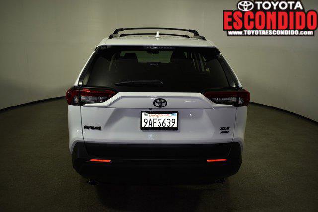 Certified 2022 Toyota RAV4 XLE w/ Convenience Package image 4