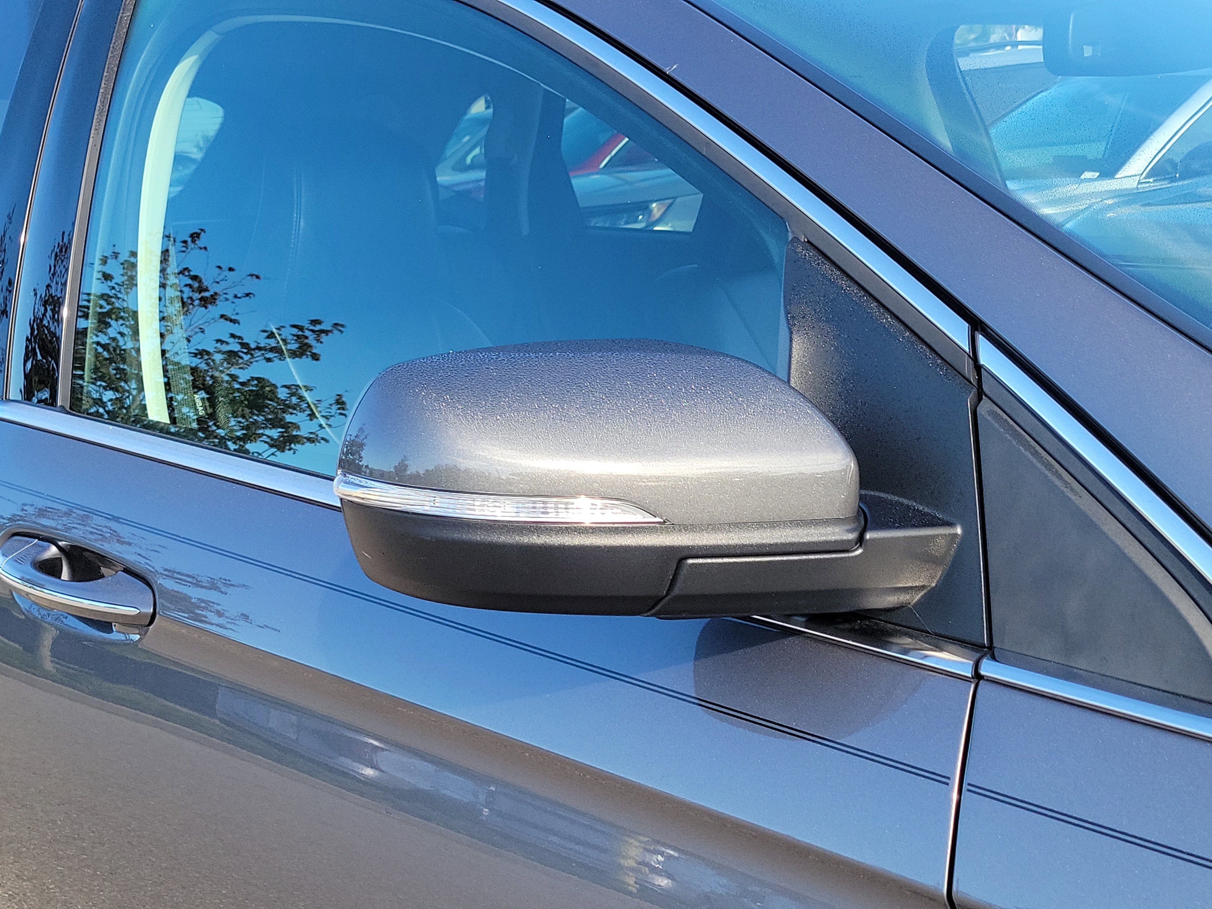 Used 2022 Ford Edge Titanium image 8