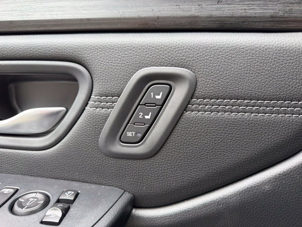 Certified 2026 Honda Pilot Touring image 19