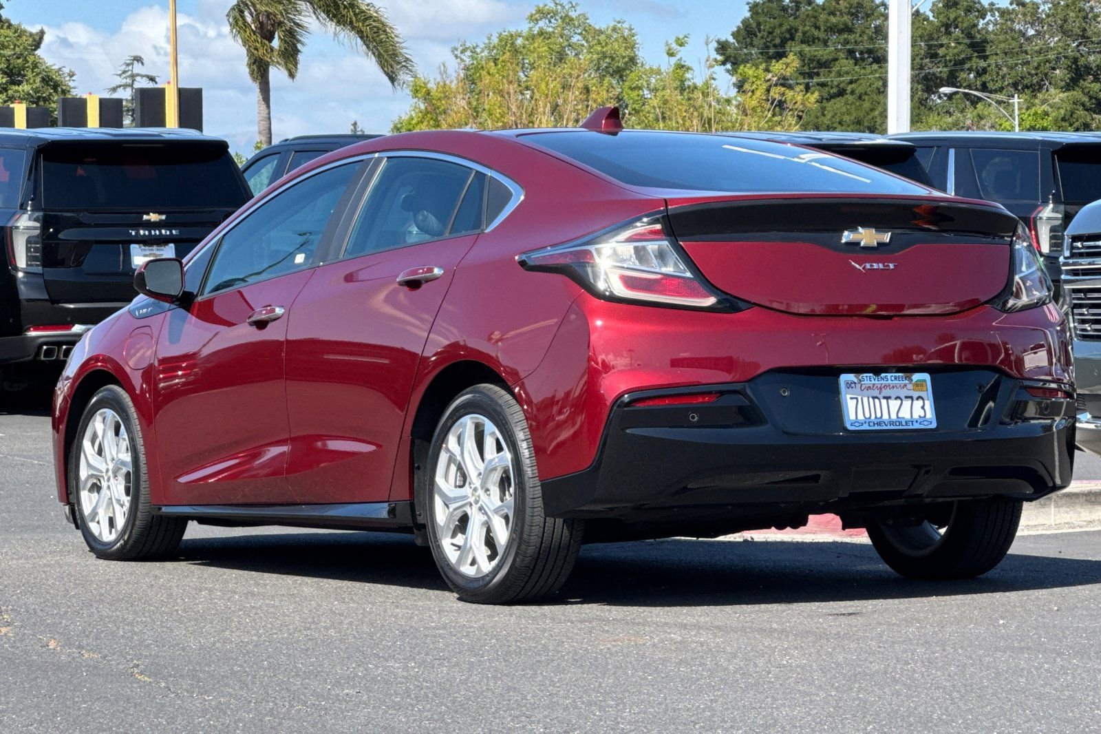 Used 2017 Chevrolet Volt Premier w/ Driver Confidence II Package image 7