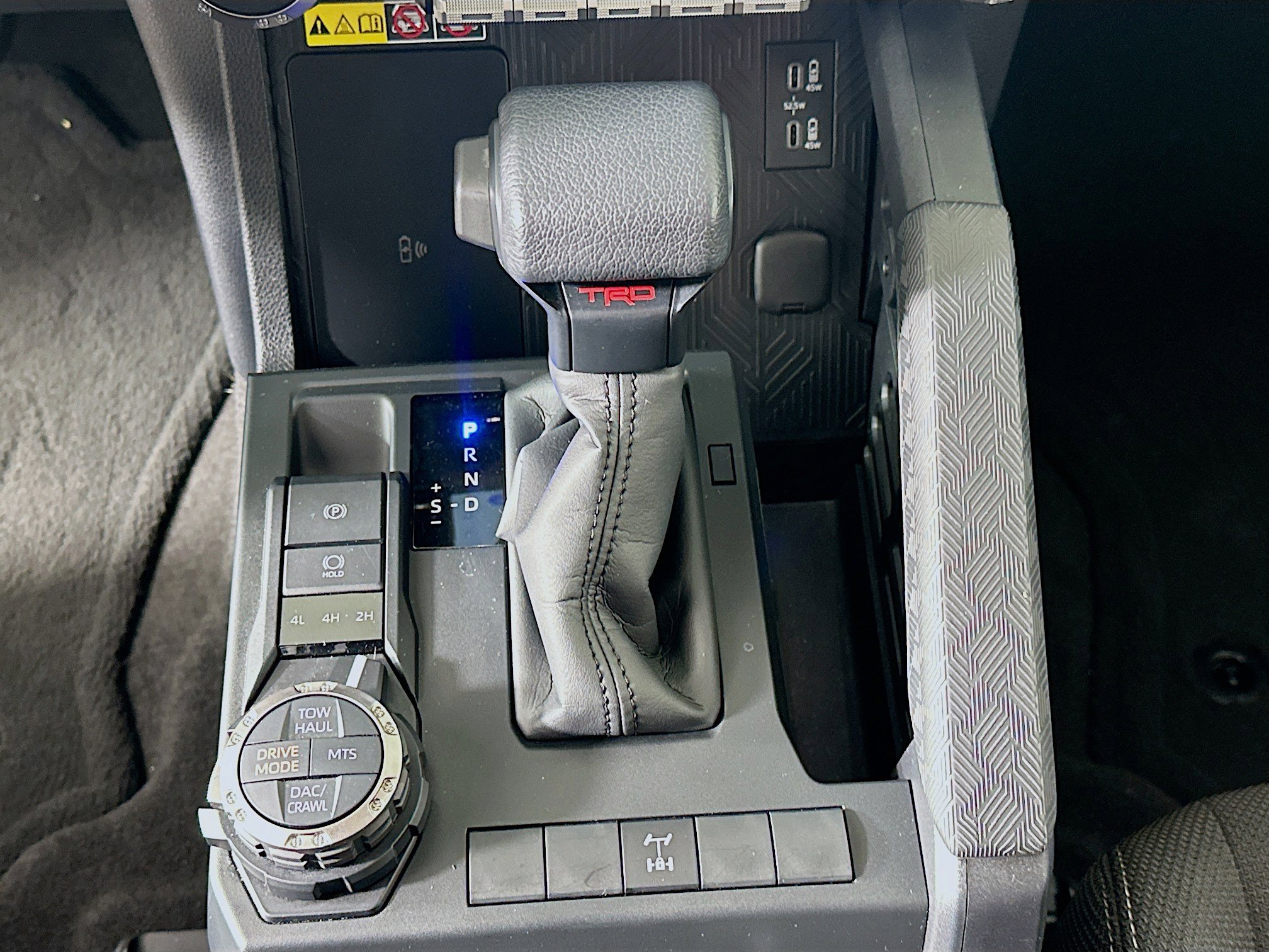 Used 2025 Toyota 4Runner TRD Off-Road image 23