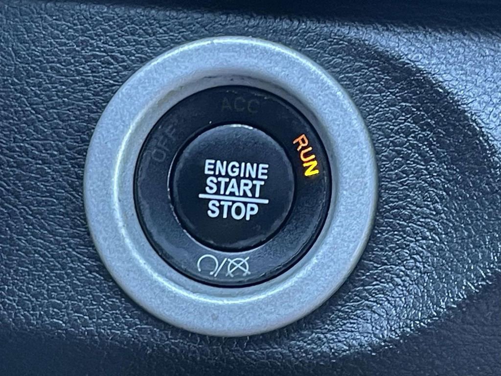 Used 2017 RAM 1500 Limited image 34