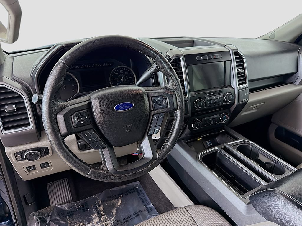 Used 2016 Ford F150 XLT w/ Equipment Group 302A Luxury AWD/4WD image 20