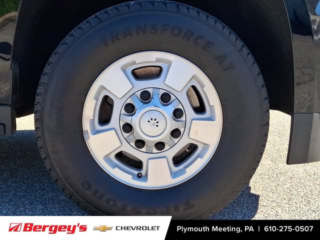 Certified 2017 Chevrolet Suburban 3500 LS w/ Driver Alert Package AWD/4WD image 9