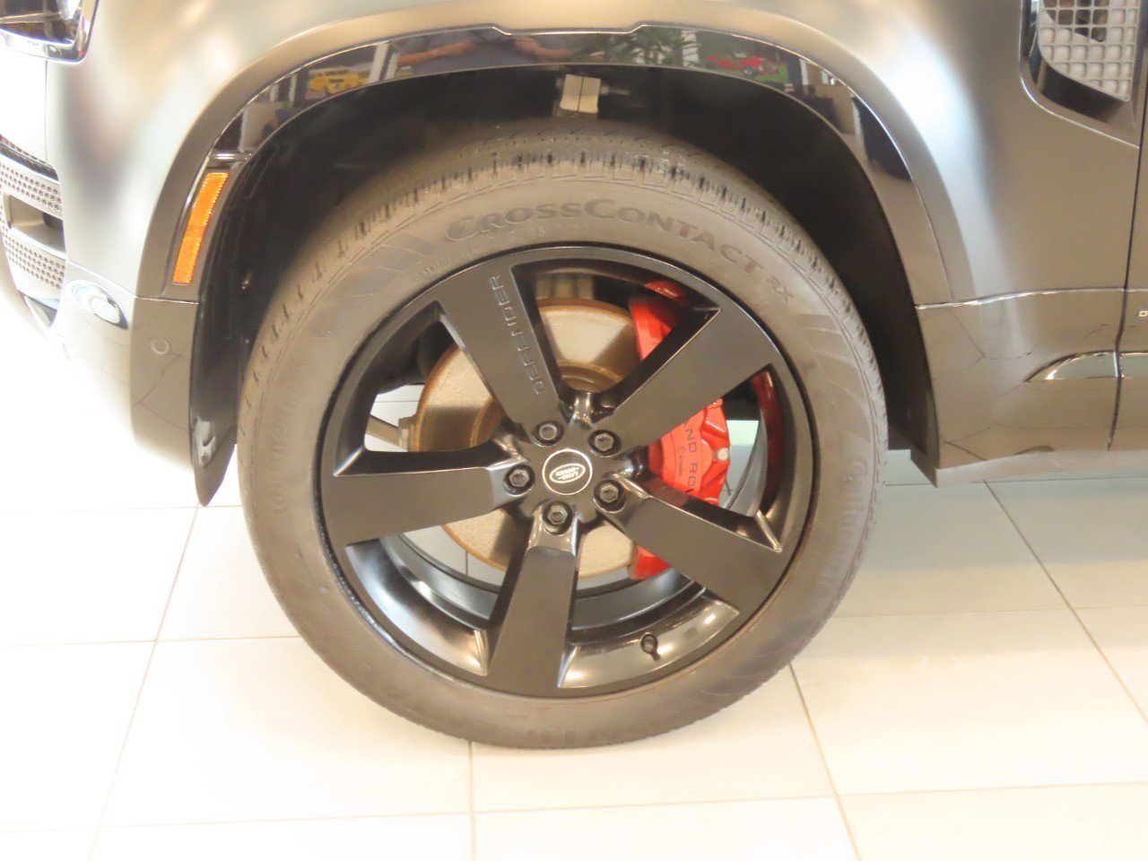 Used 2024 Land Rover Defender 130 X AWD/4WD image 7