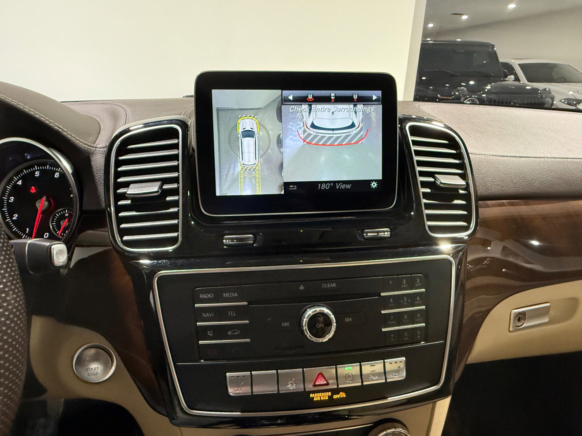 Used 2019 Mercedes-Benz GLS 450 4MATIC w/ Premium 1 Package image 28