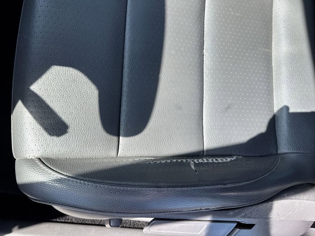 Used 2009 Volkswagen Jetta SE FWD image 34