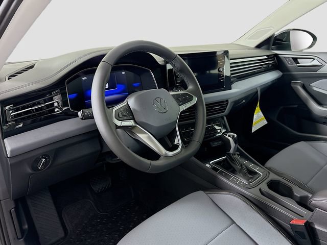 New 2026 Volkswagen Jetta SE FWD image 9