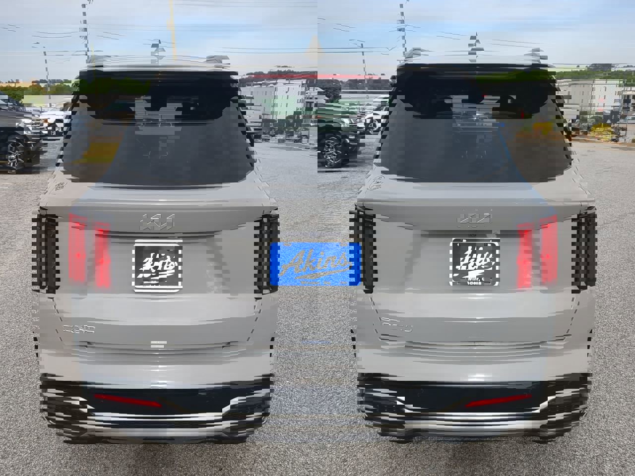 Used 2023 Kia Sorento SX image 4