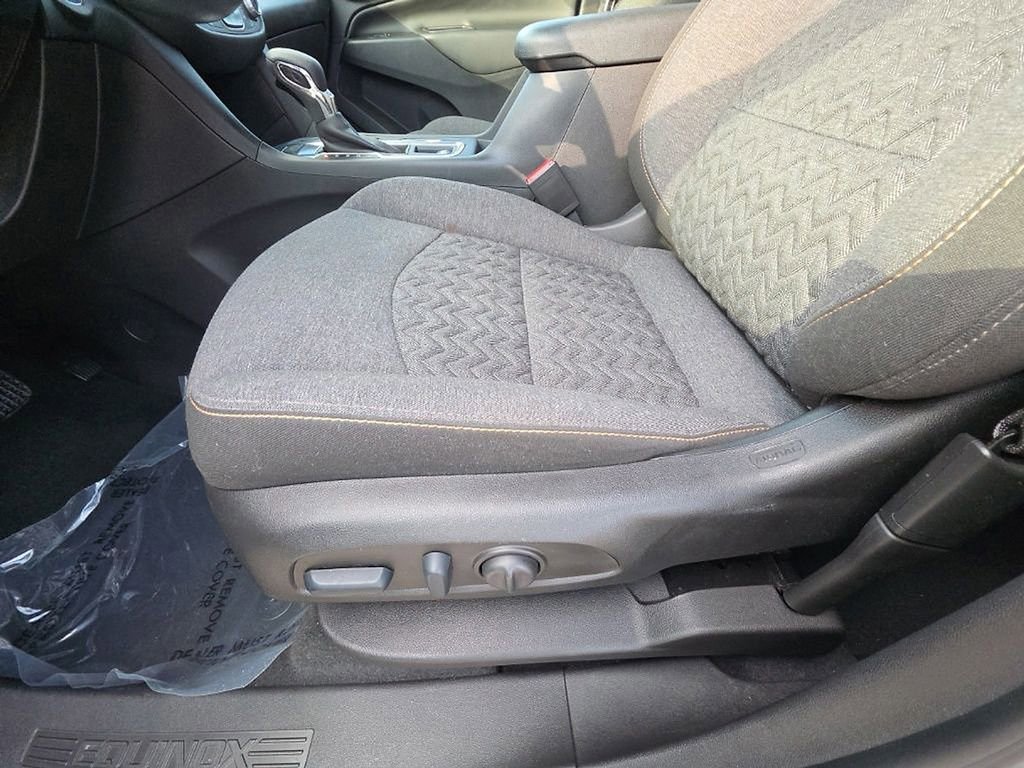 Used 2023 Chevrolet Equinox LT AWD/4WD image 20