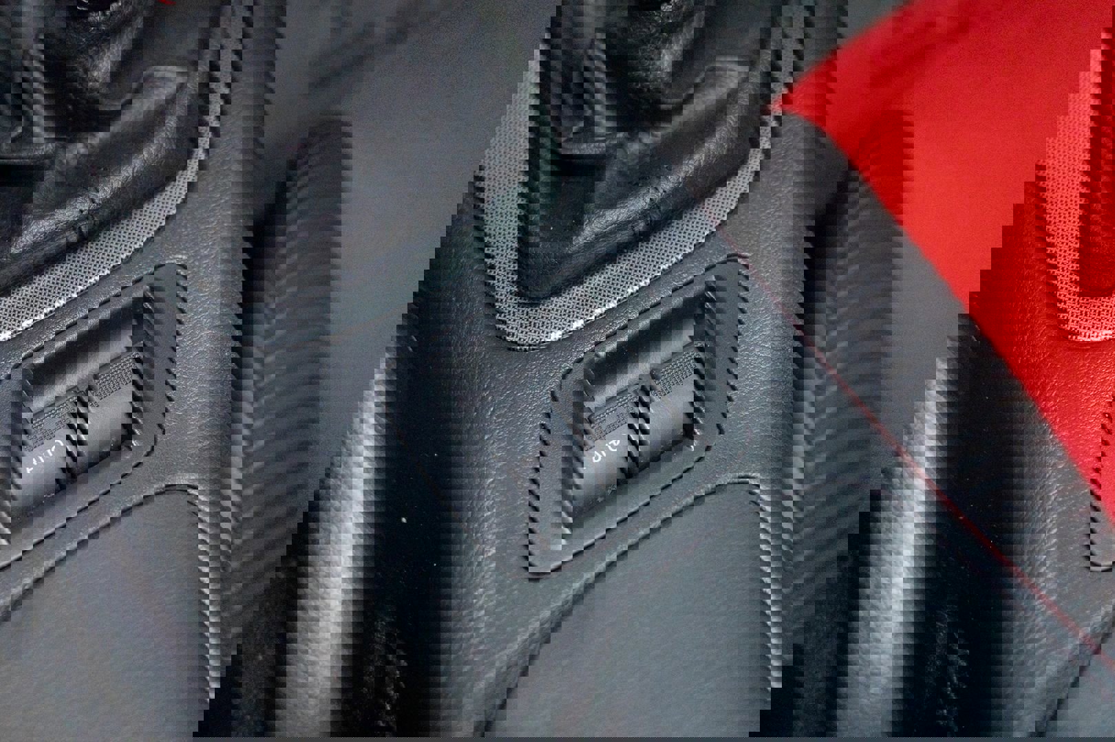 Used 2004 MAZDA MX-5 Miata MAZDASPEED image 40