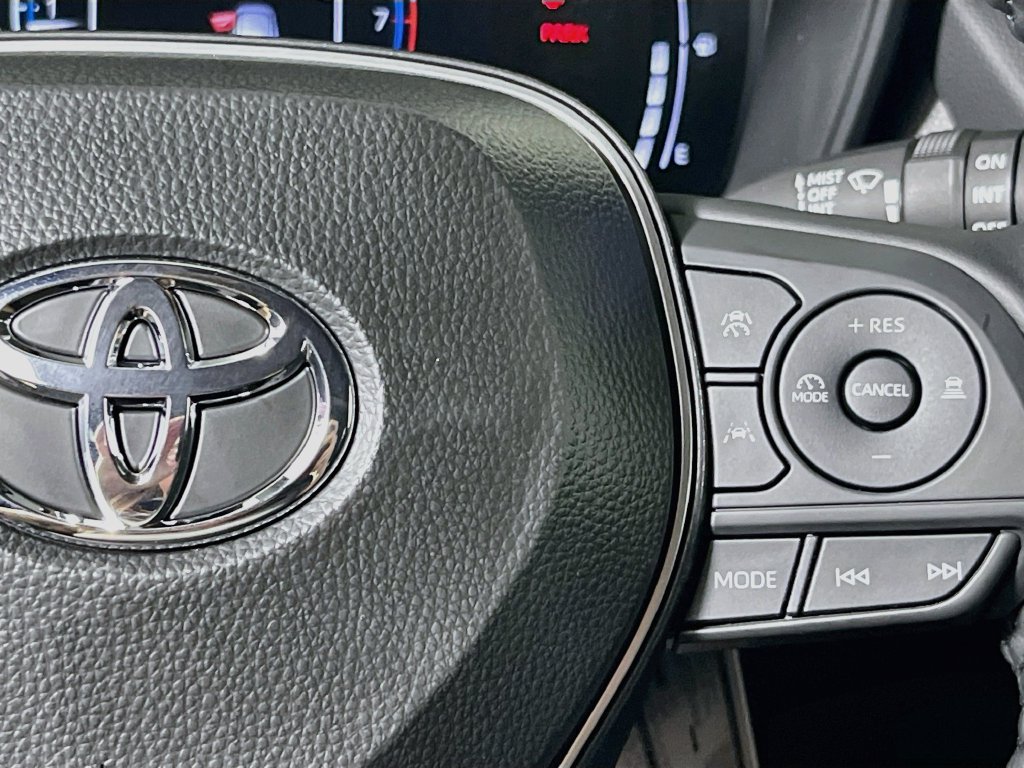 New 2026 Toyota Corolla Cross LE FWD image 19
