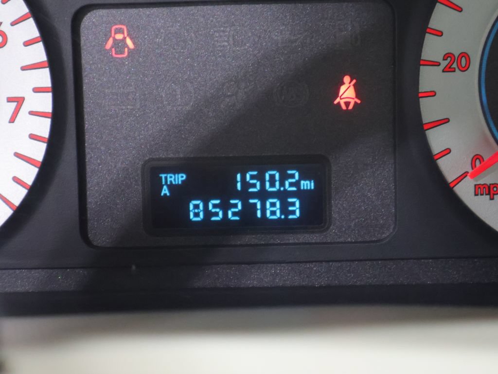 Used 2011 MAZDA Tribute i Sport FWD image 30