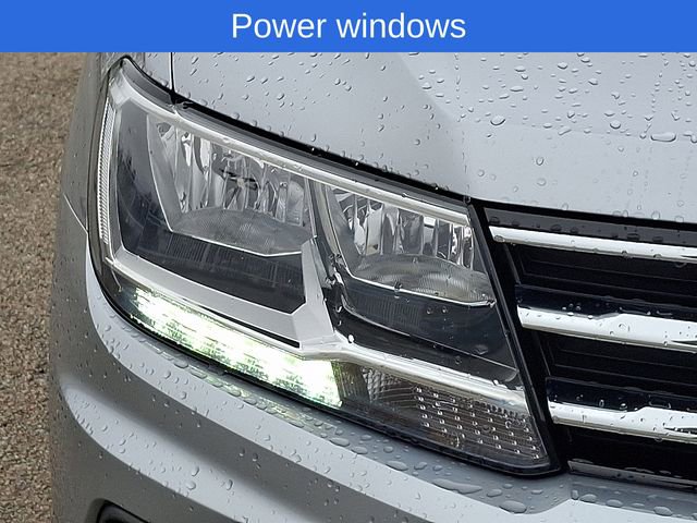 Used 2021 Volkswagen Tiguan SE image 10