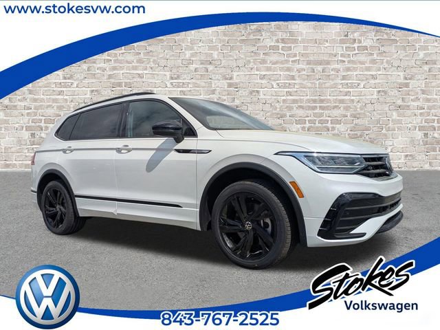Certified 2023 Volkswagen Tiguan SE R-Line