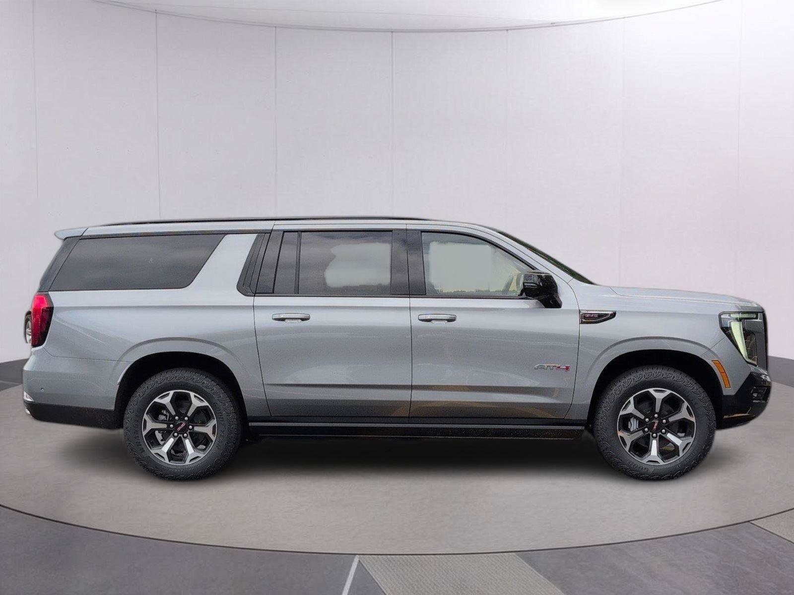 New 2026 GMC Yukon XL AT4 w/ AT4 Premium Plus Package AWD/4WD image 8